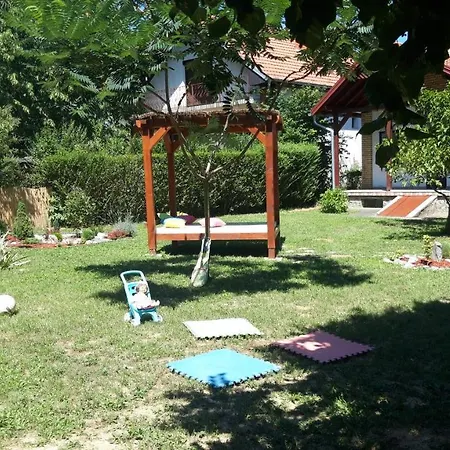 Iriski San Holiday home *